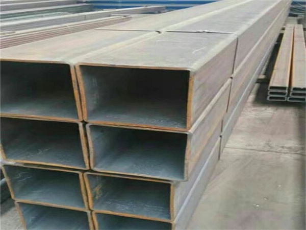 松桃Q355B<font style='color:red'>无缝方管</font>大厂出货